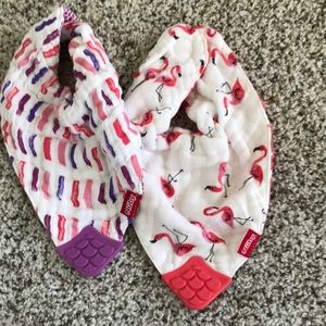 NUBY bib set - never worn!